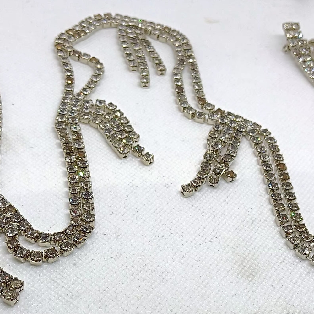 Vintage Very Long Drape Stunning Rare Statement Silver Rhinestone Necklace - Picture 15 of 15